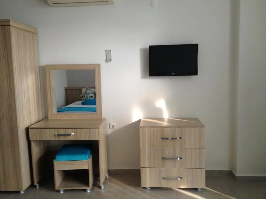 Ponz Hotel Kusadası