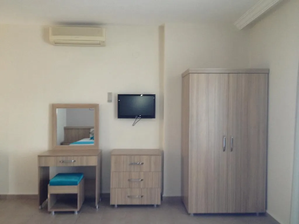 Ponz Hotel Kusadası