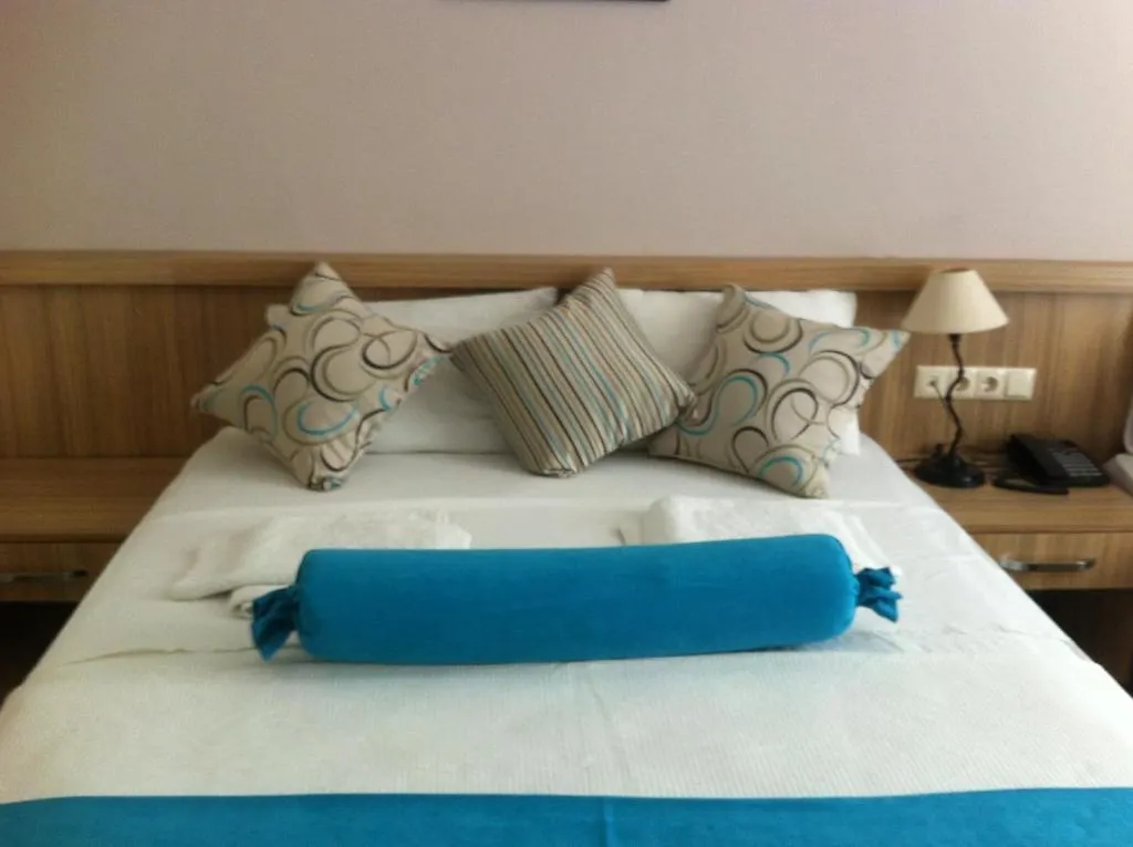 Ponz Hotel Kusadası