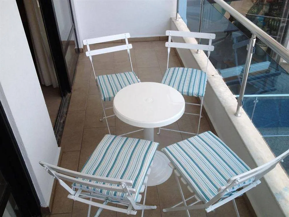 Ponz Hotel Kusadası